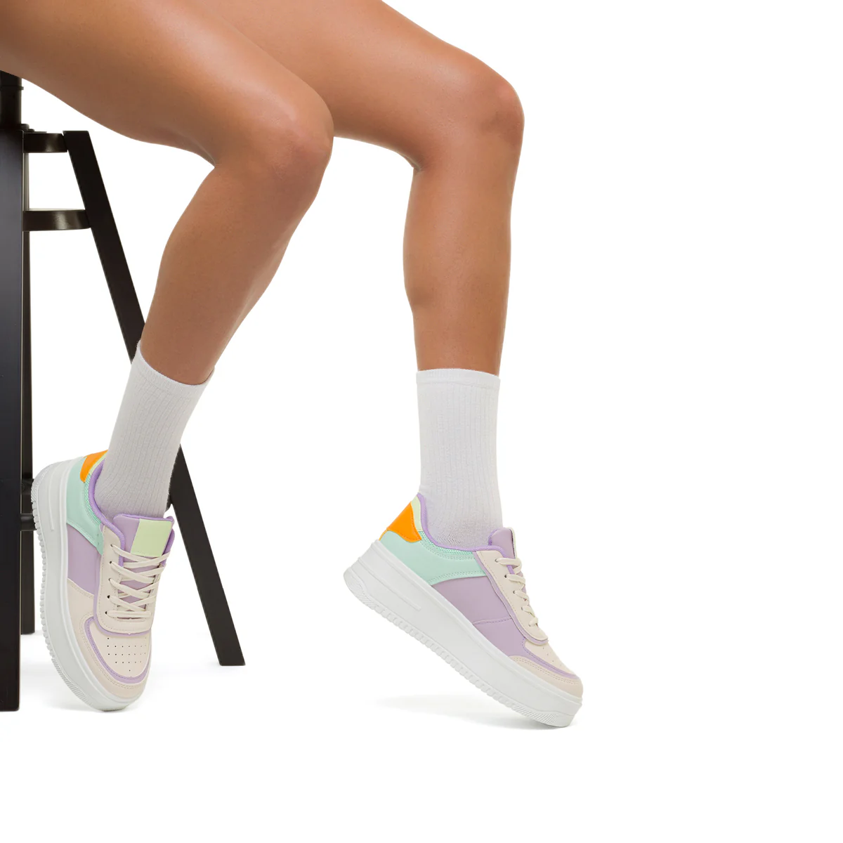 Sneakers lilla e verde chiaro da donna con maxi-suola Lora Ferres - Image 4