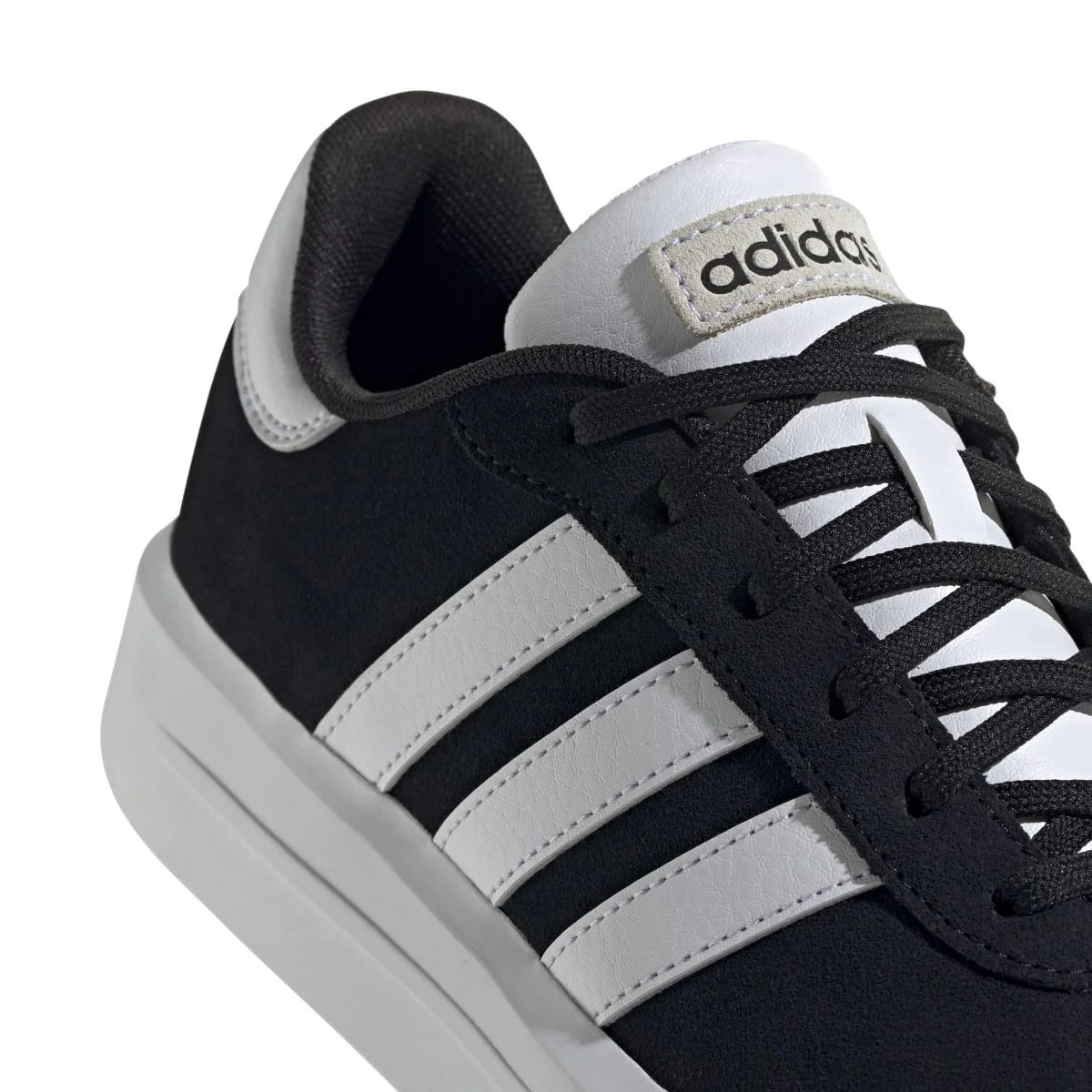Sneakers nere da donna con dettagli bianchi adidas Court Platform Suede - Image 9