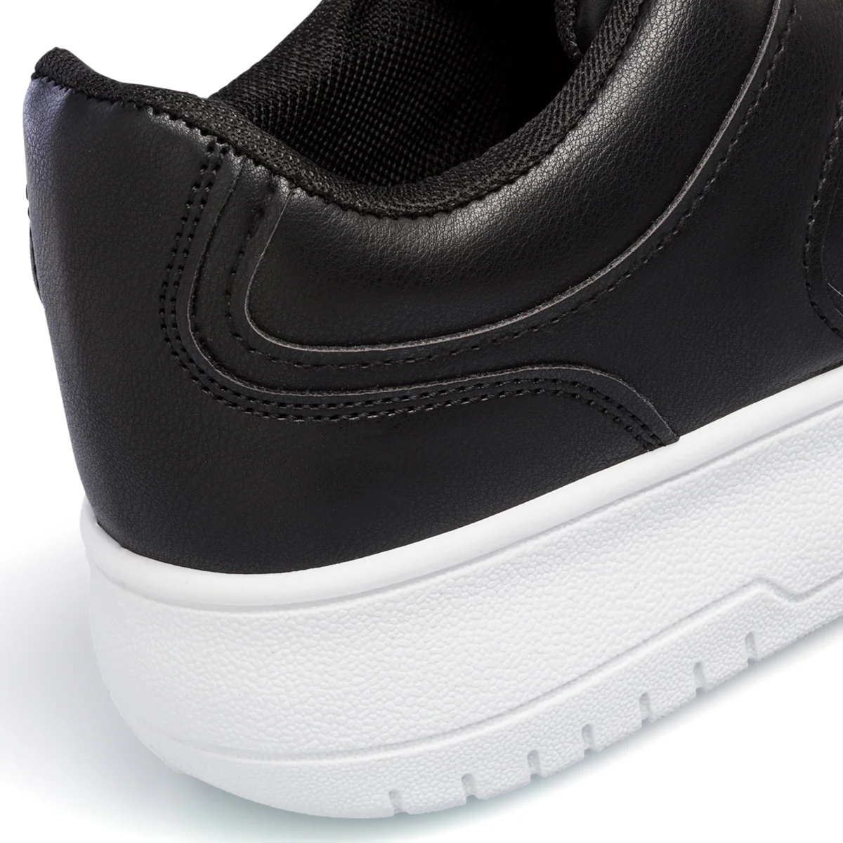 Sneakers nere da donna con dettagli traforati Lora Ferres - Image 17