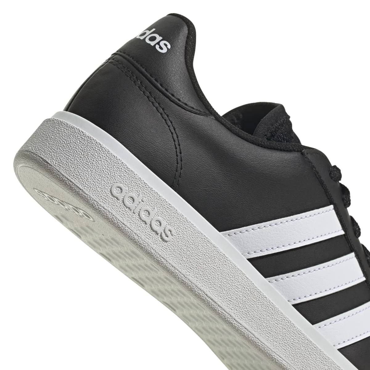 Sneakers nere da donna con logo tre strisce laterali a contrasto adidas Grand Court 2.0 - Image 10