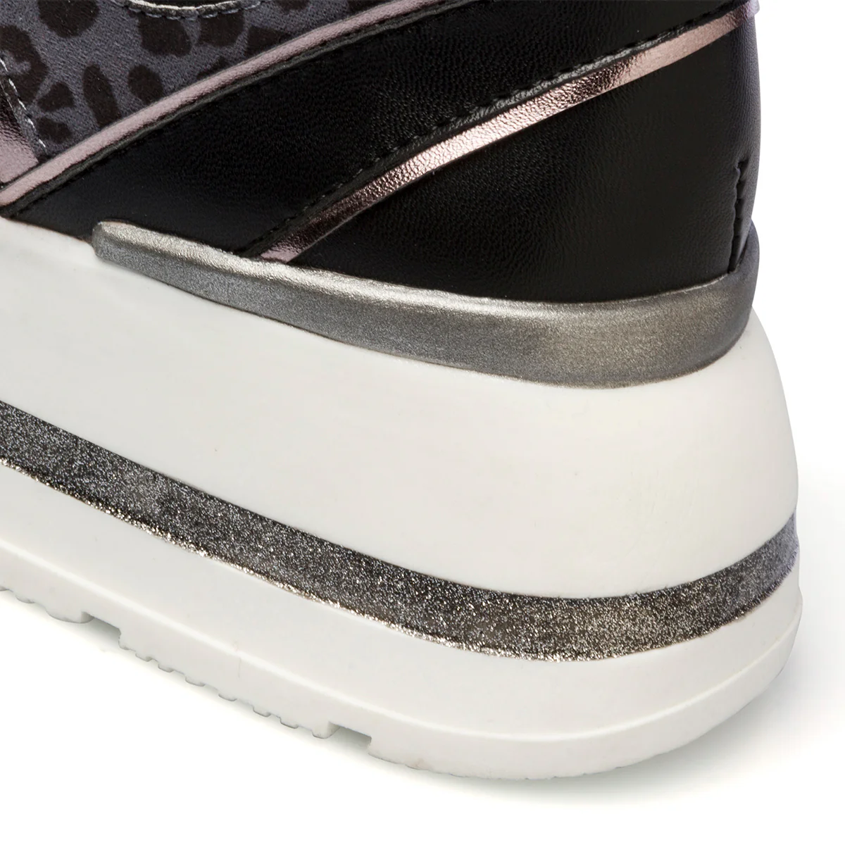 Sneakers nere da donna con maxi-suola e dettagli animalier Lora Ferres - Image 7