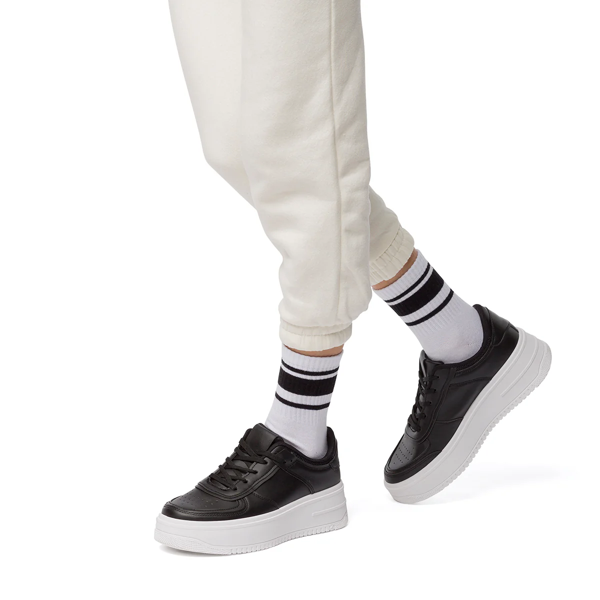 Sneakers nere da donna con maxi-suola Lora Ferres - Image 5
