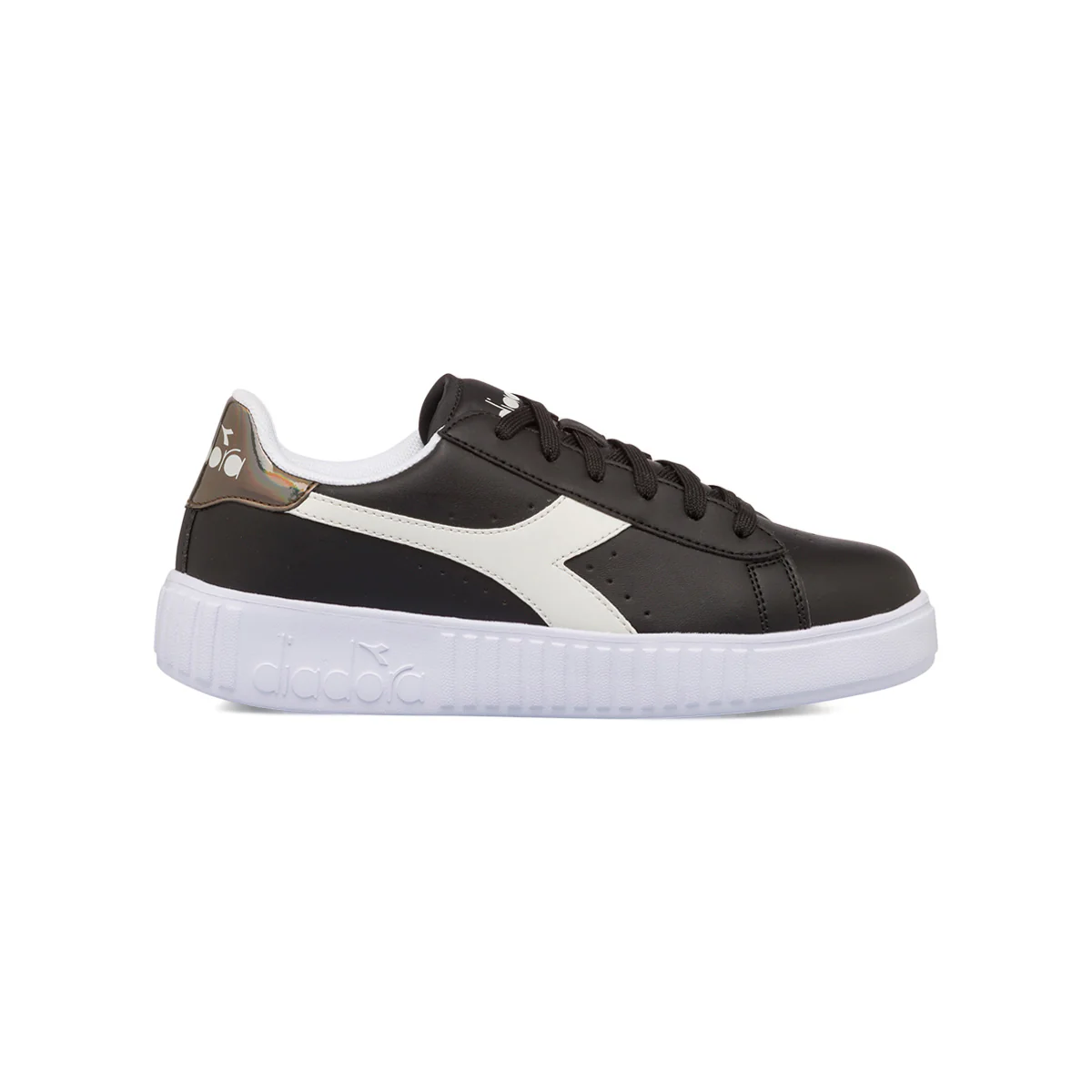 Sneakers nere da ragazza con dettaglio iridescente Diadora Game Step GS