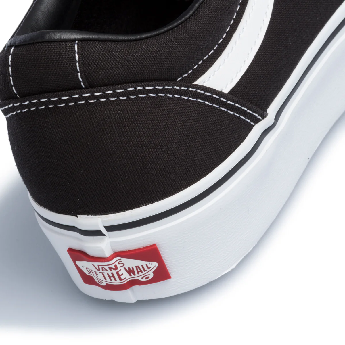 Sneakers nere da ragazzo con striscia laterale a contrasto Vans Ward - Image 7