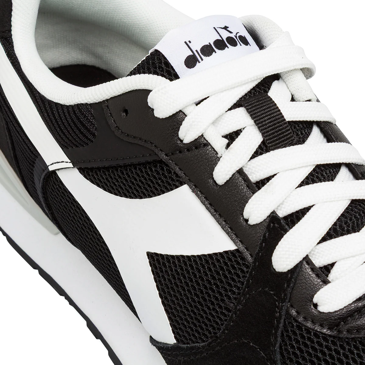 Sneakers nere da Uomo con logo bianco Diadora Fenice - Image 5