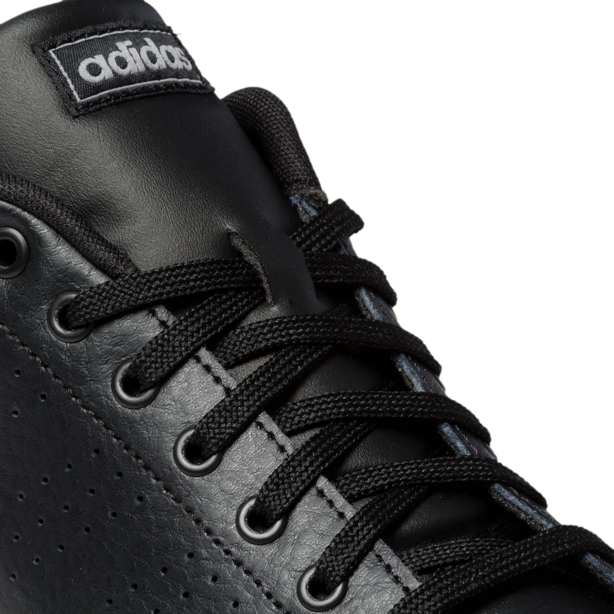 Sneakers nere in pelle e similpelle con strisce traforate adidas Advantage - Image 6
