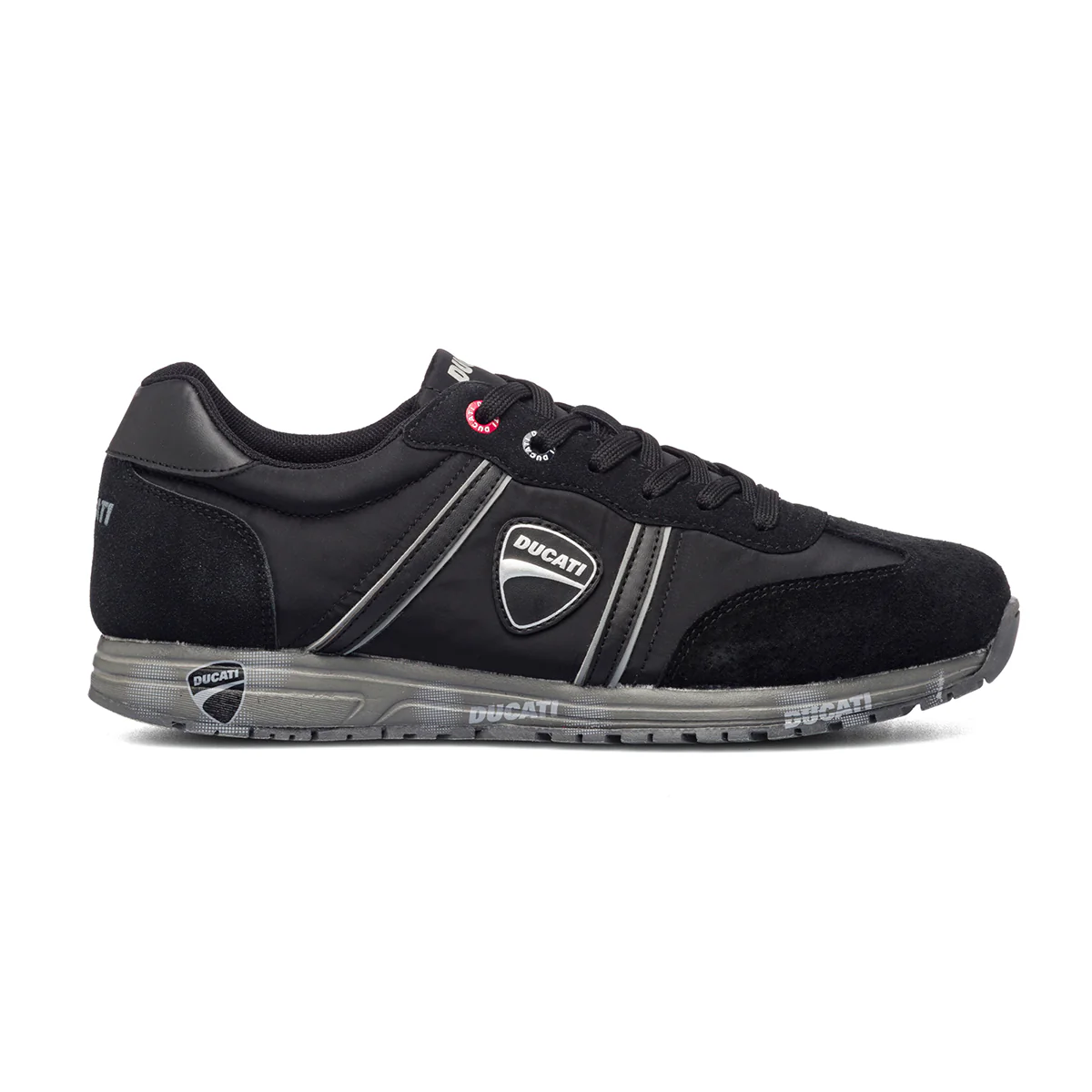 Sneakers nere in pelle scamosciata con logo laterale Ducati