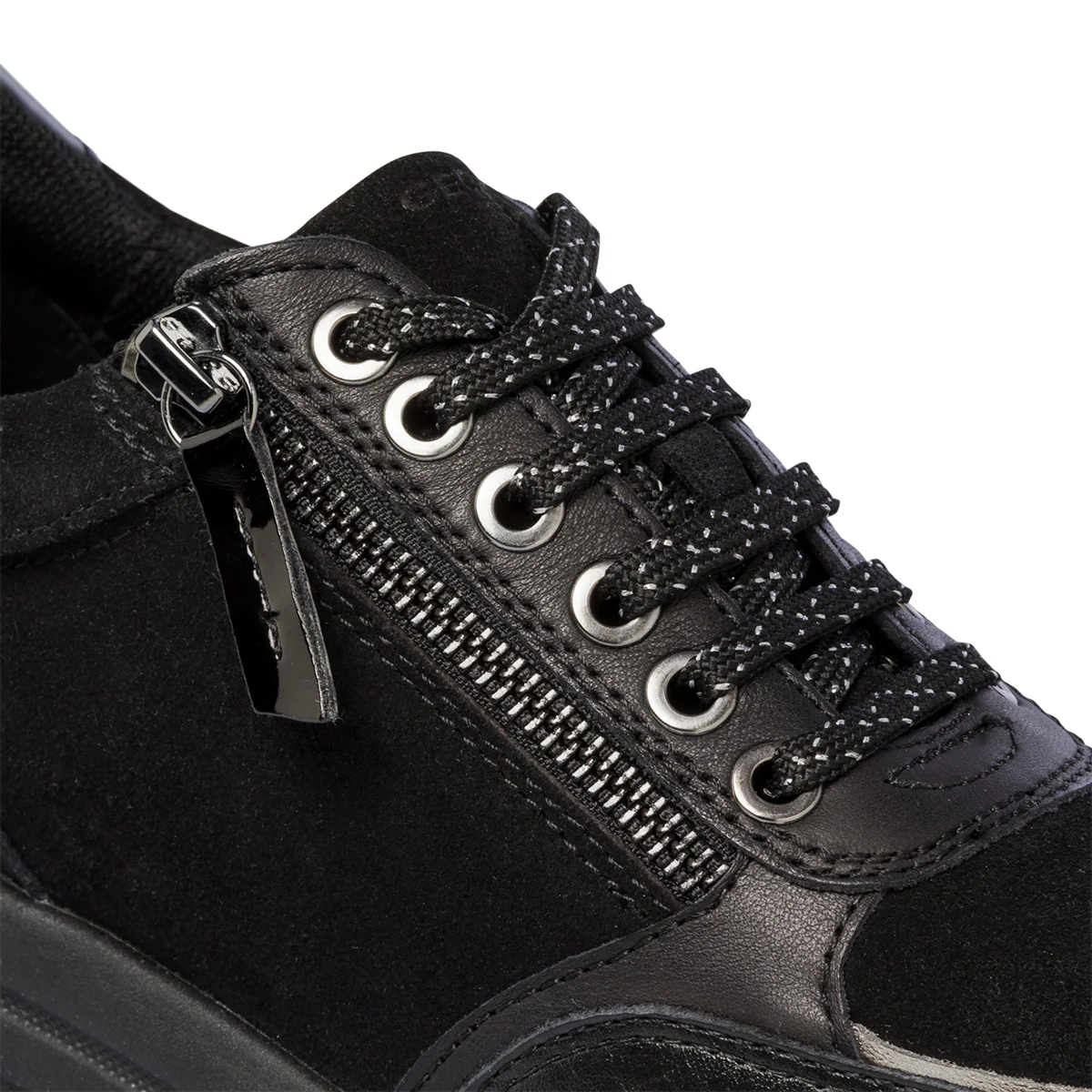 Sneakers nere scamosciate da donna Geox Kency - Image 6