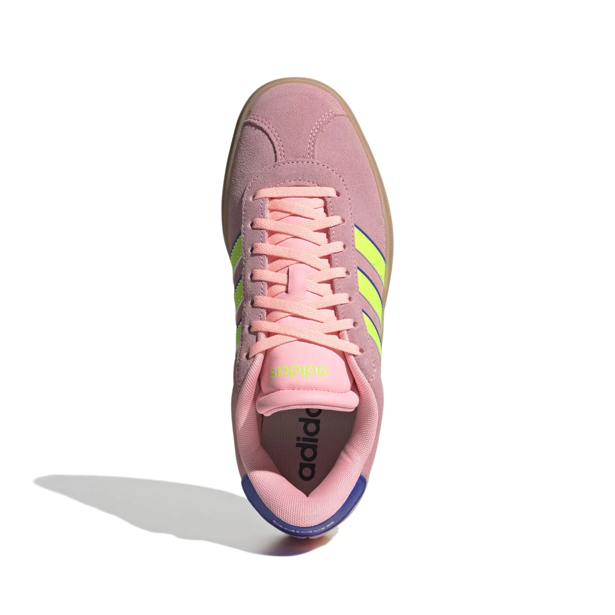 Sneakers platform rosa da donna con dettagli giallo fluo e blu adidas VL Court Bold - Image 6