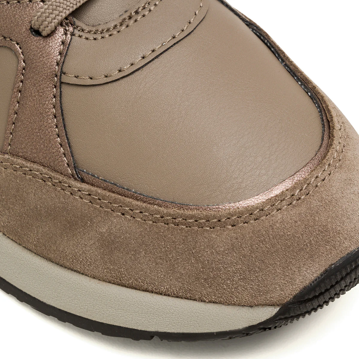 Sneakers traspiranti da donna taupe in pelle Geox - Image 3