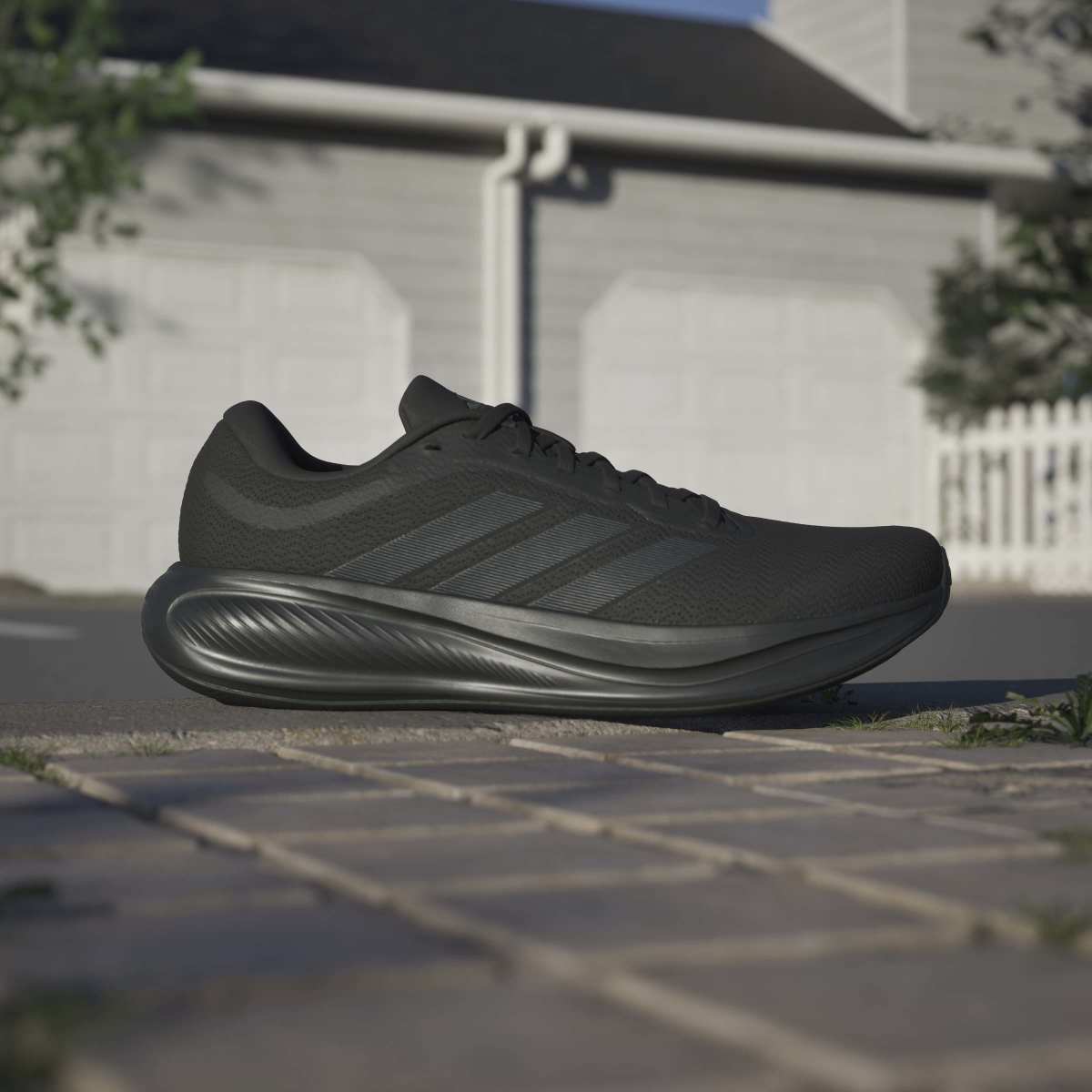 Sneakers Unisex nere in mesh traspirante adidas RESPONSE RUNNER 2 - Image 3