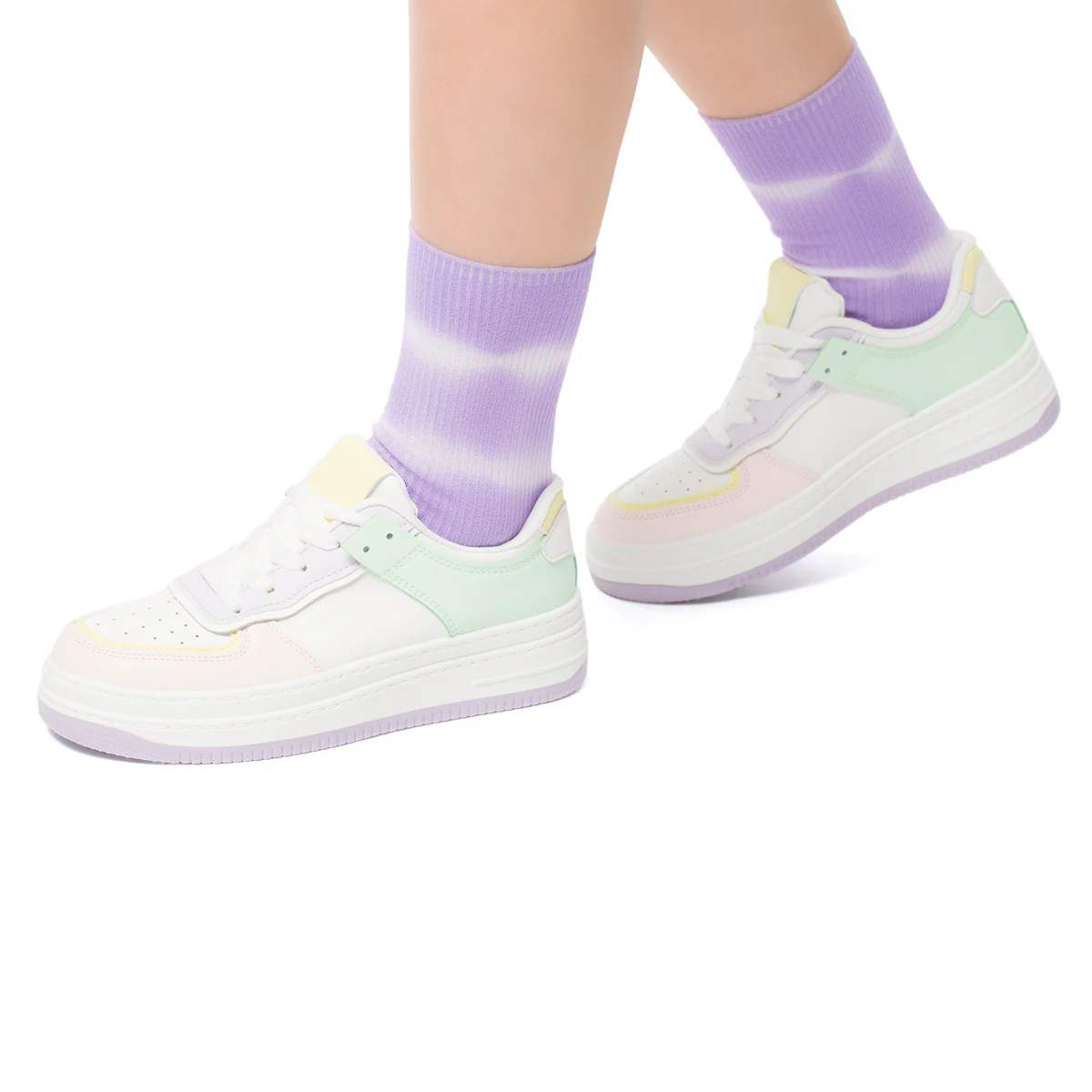 Sneakers verdi e bianche da donna con dettagli traforati Lora Ferres - Image 2