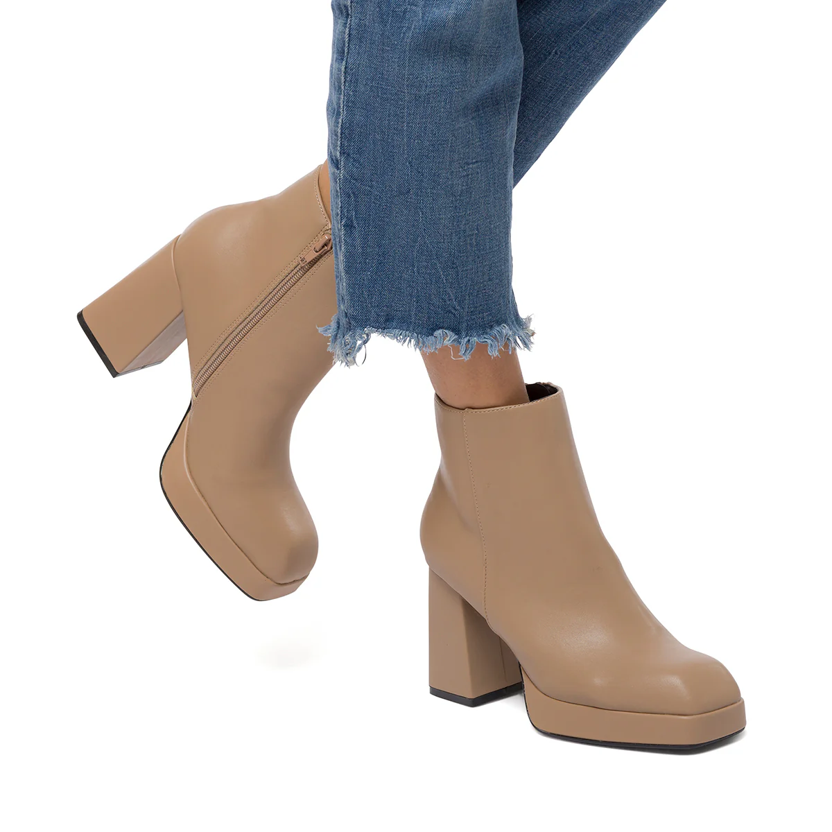 Stivaletti beige da donna con punta squadrata e tacco a blocco 9 cm  Swish Jeans - Image 7