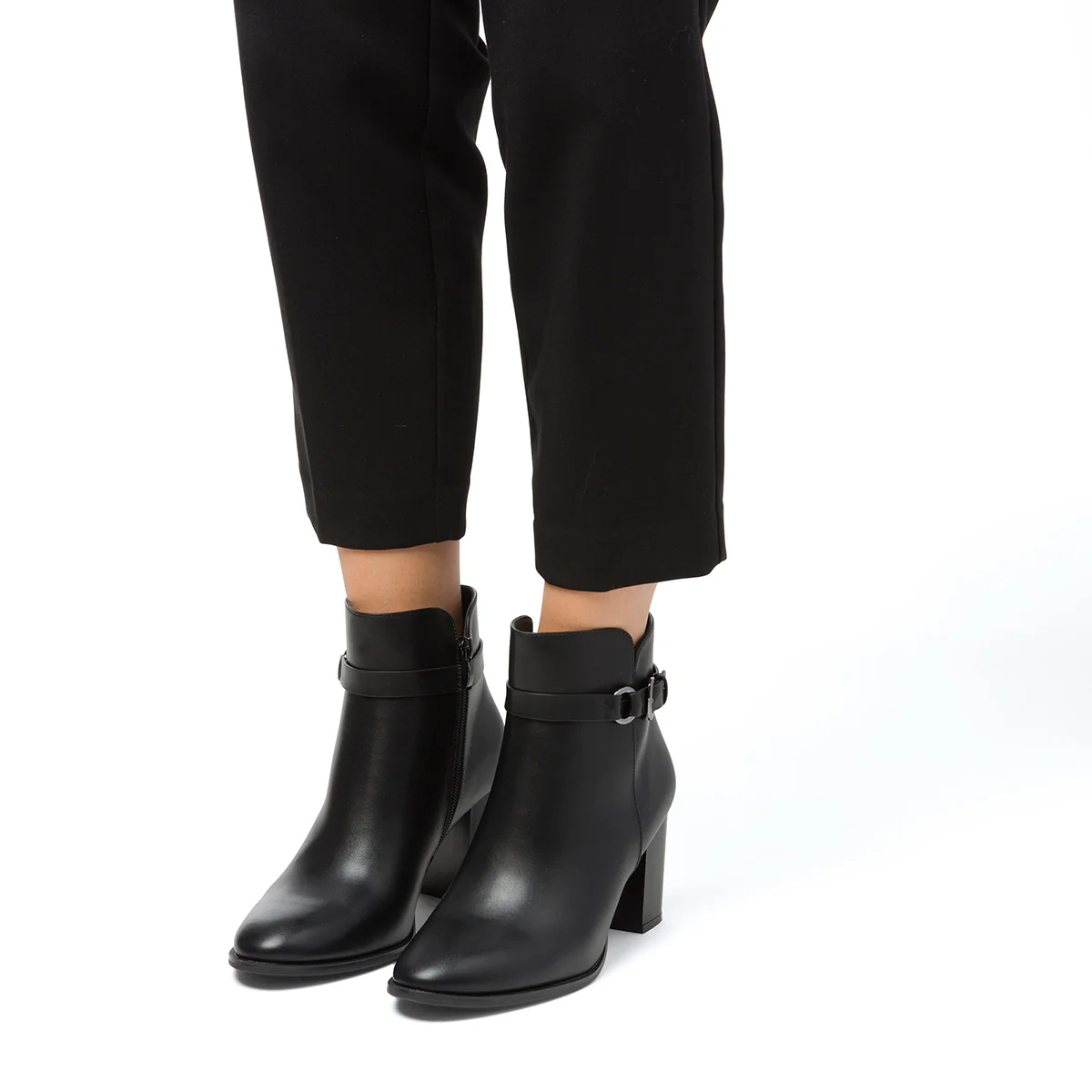 Stivaletti con tacco 7,5 cm da donna neri Lora Ferres - Image 3