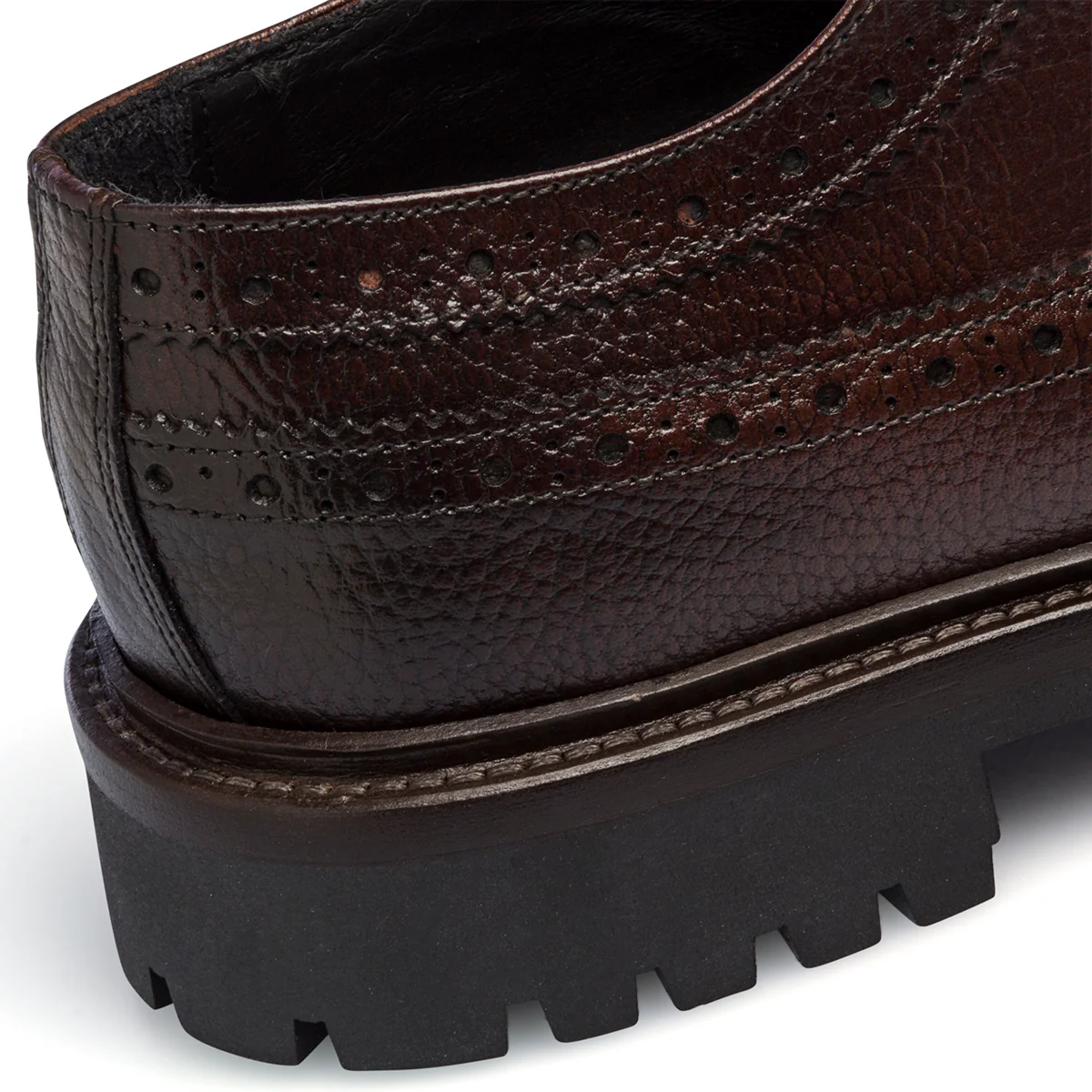 Stringate casual marroni in pelle da uomo con dettagli brogue Primopiano - Image 7
