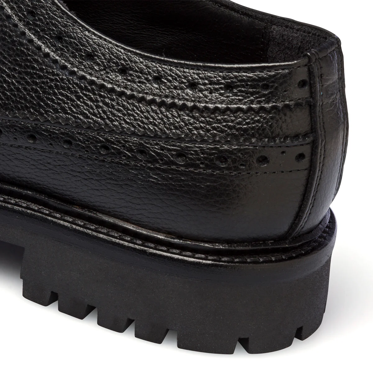 Stringate casual nere in pelle da uomo con dettagli brogue Primopiano - Image 7