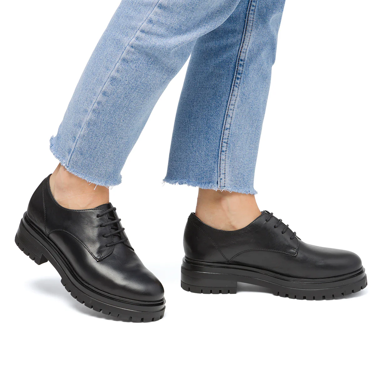 Stringate chunky da donna nere con allacciatura derby Primopiano