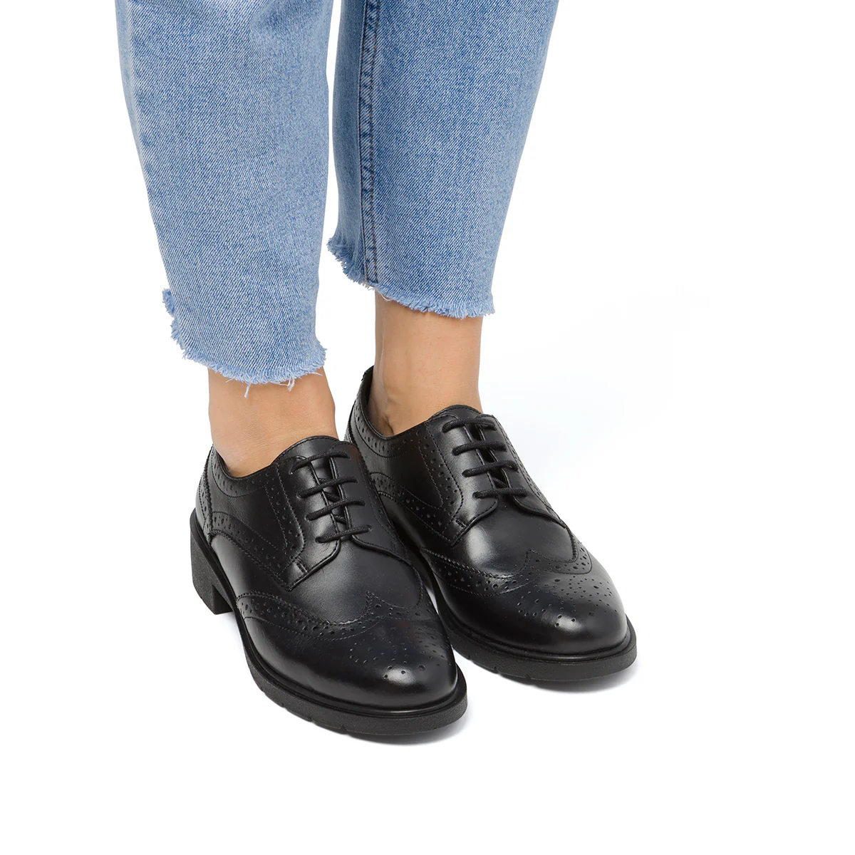 Stringate chunky da donna nere con allacciatura derby Primopiano