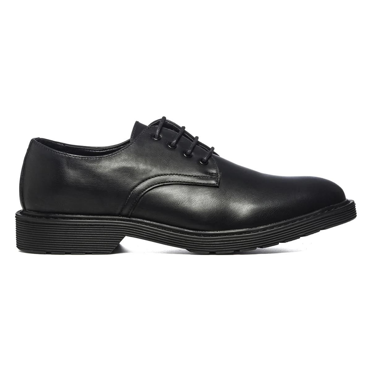 Stringate nere con allacciatura derby Riflessi Urbani