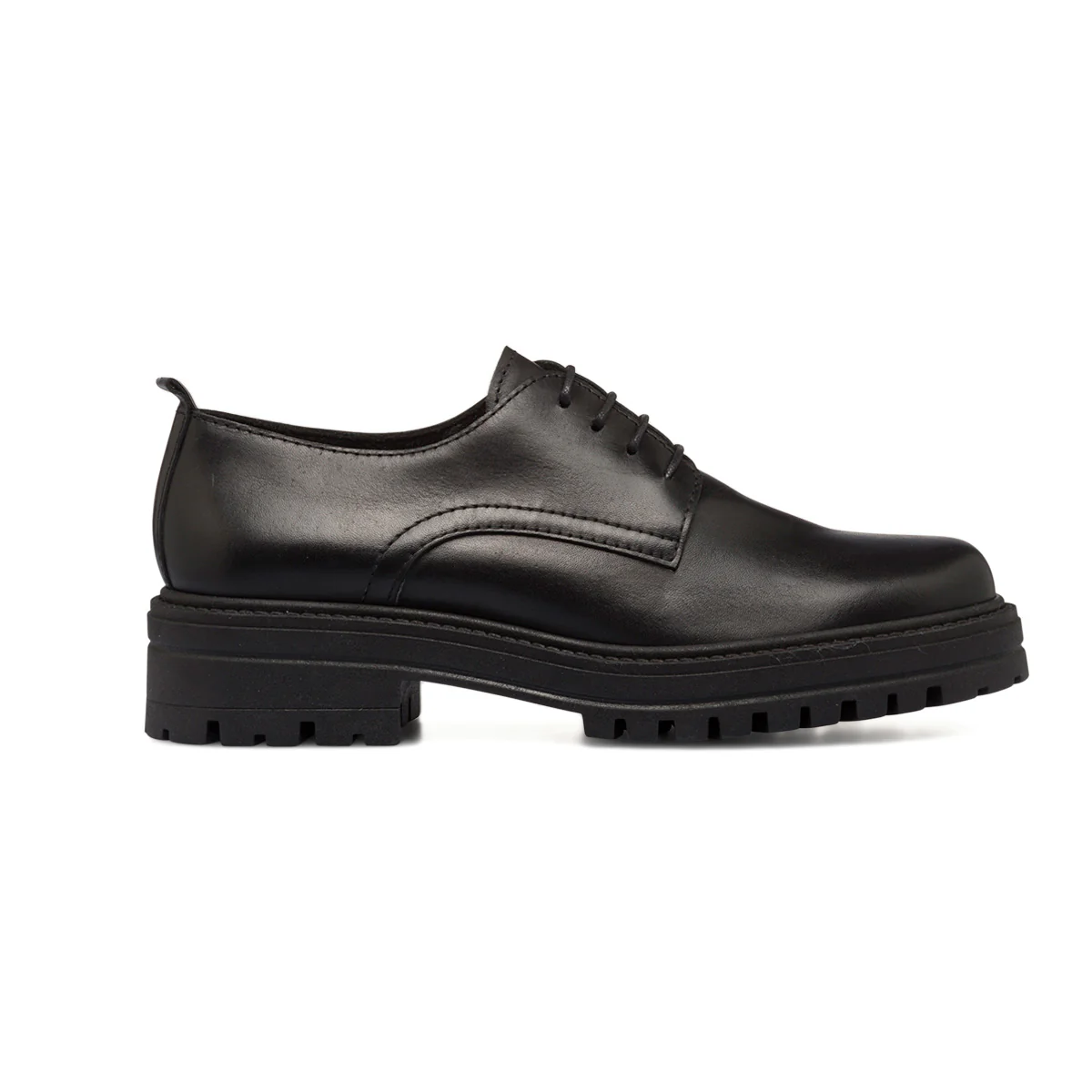Stringate nere in pelle da donna con suola chunky Primopiano