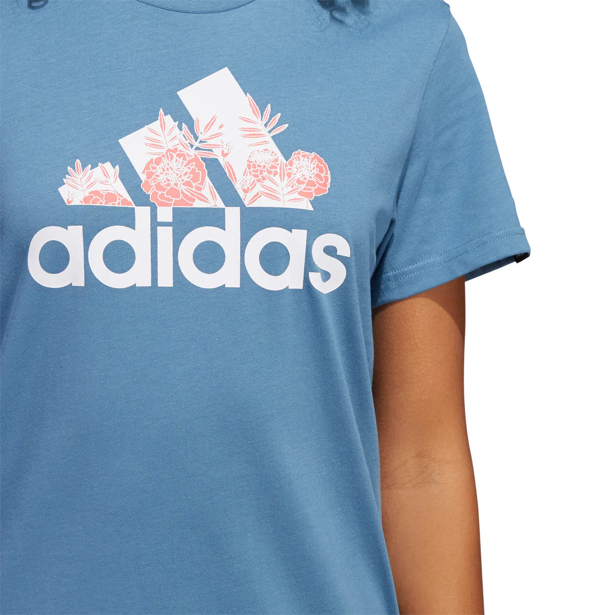 T-shirt azzurra da donna adidas - Image 4