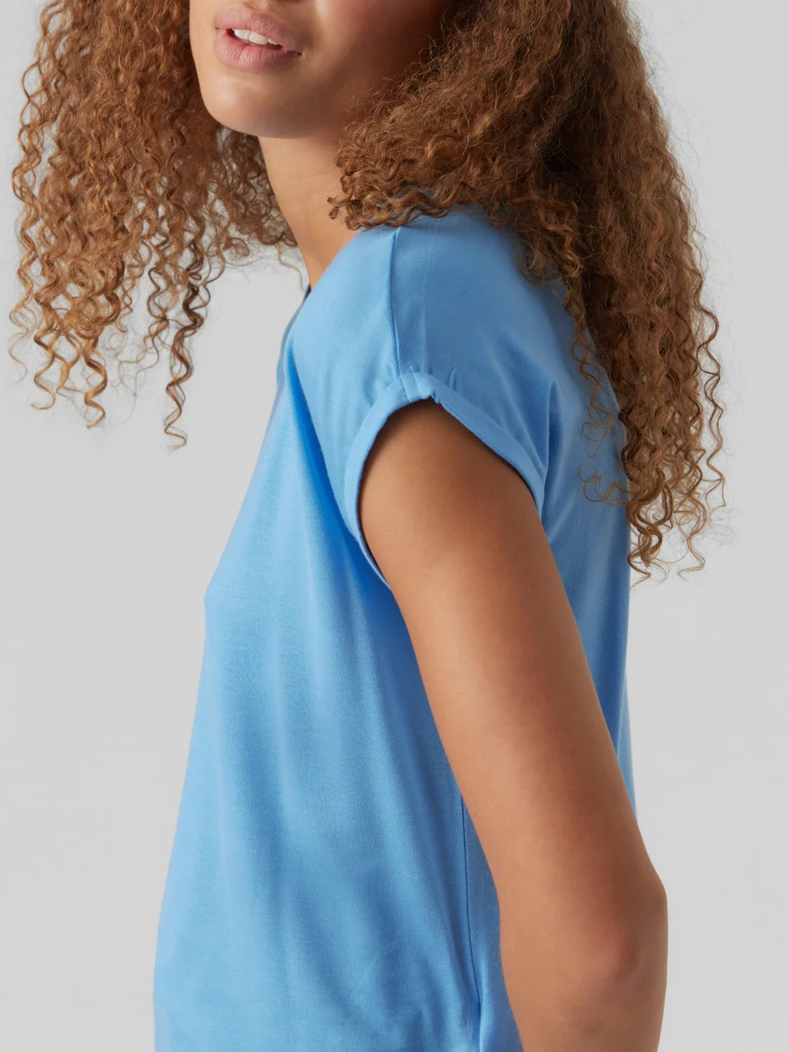 T-shirt azzurro da donna Vero Moda - Image 5
