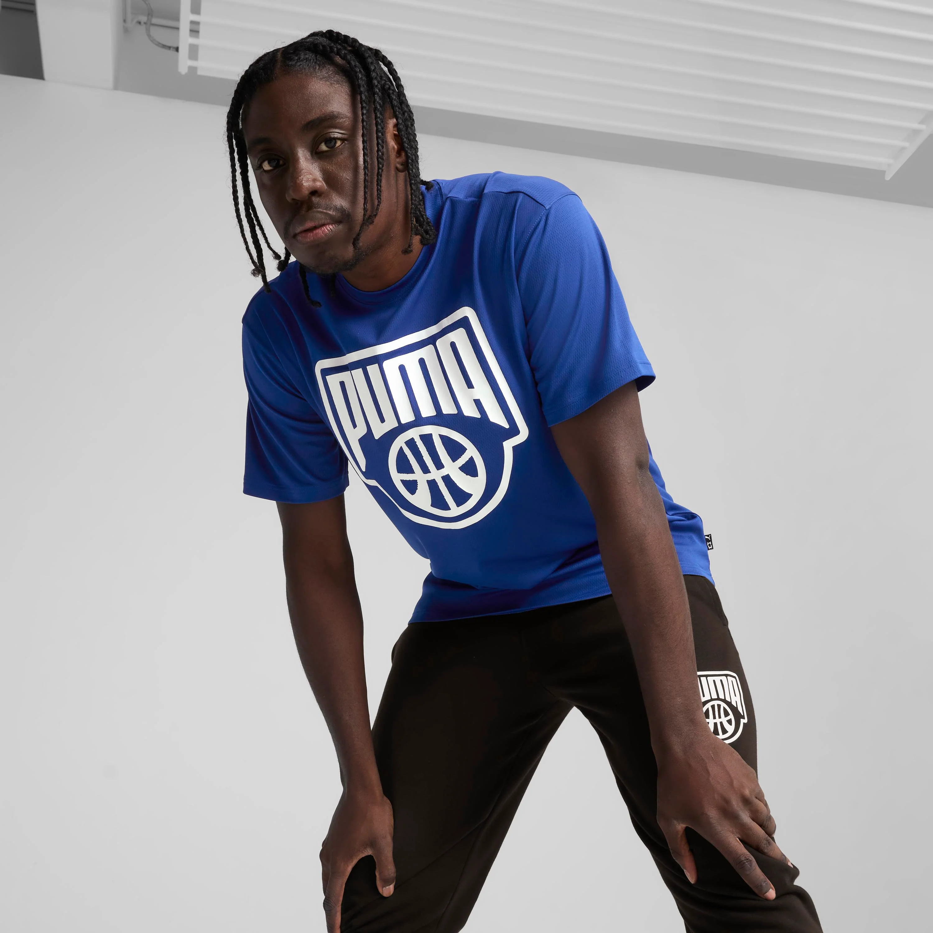 T-shirt blu da Uomo in cotone Puma con logo basket - Image 3