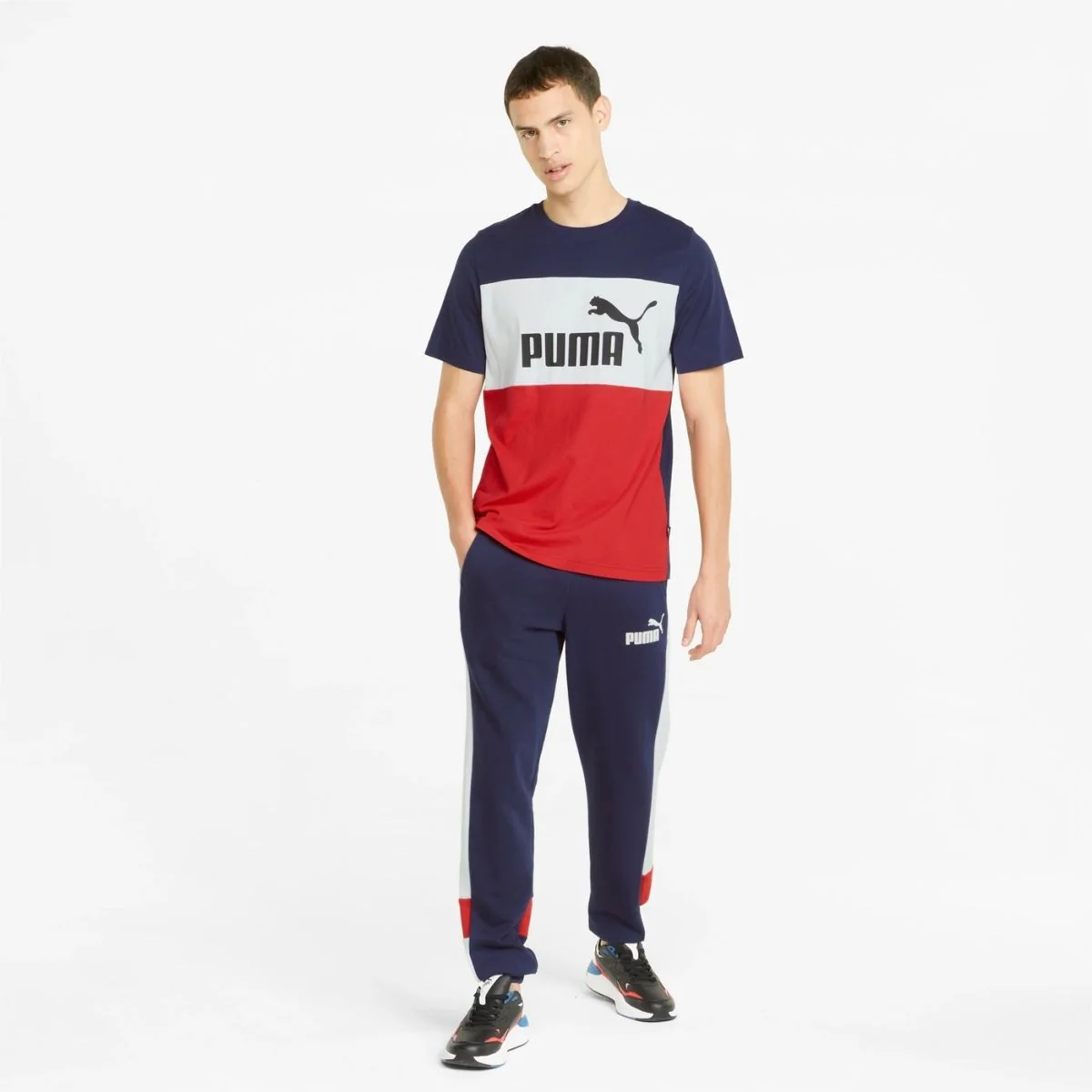 T-shirt blu e rossa da uomo Puma Essentials+ Colorblock - Image 3