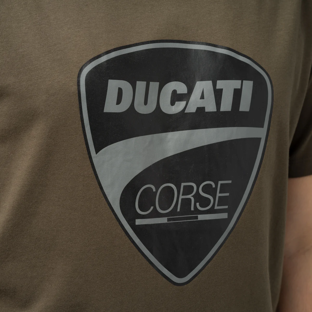 T-shirt da uomo verde militare con logo Ducati Corse - Image 3