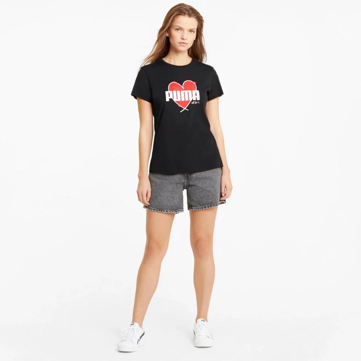 T-shirt nera con stampa Puma Heart - Image 3