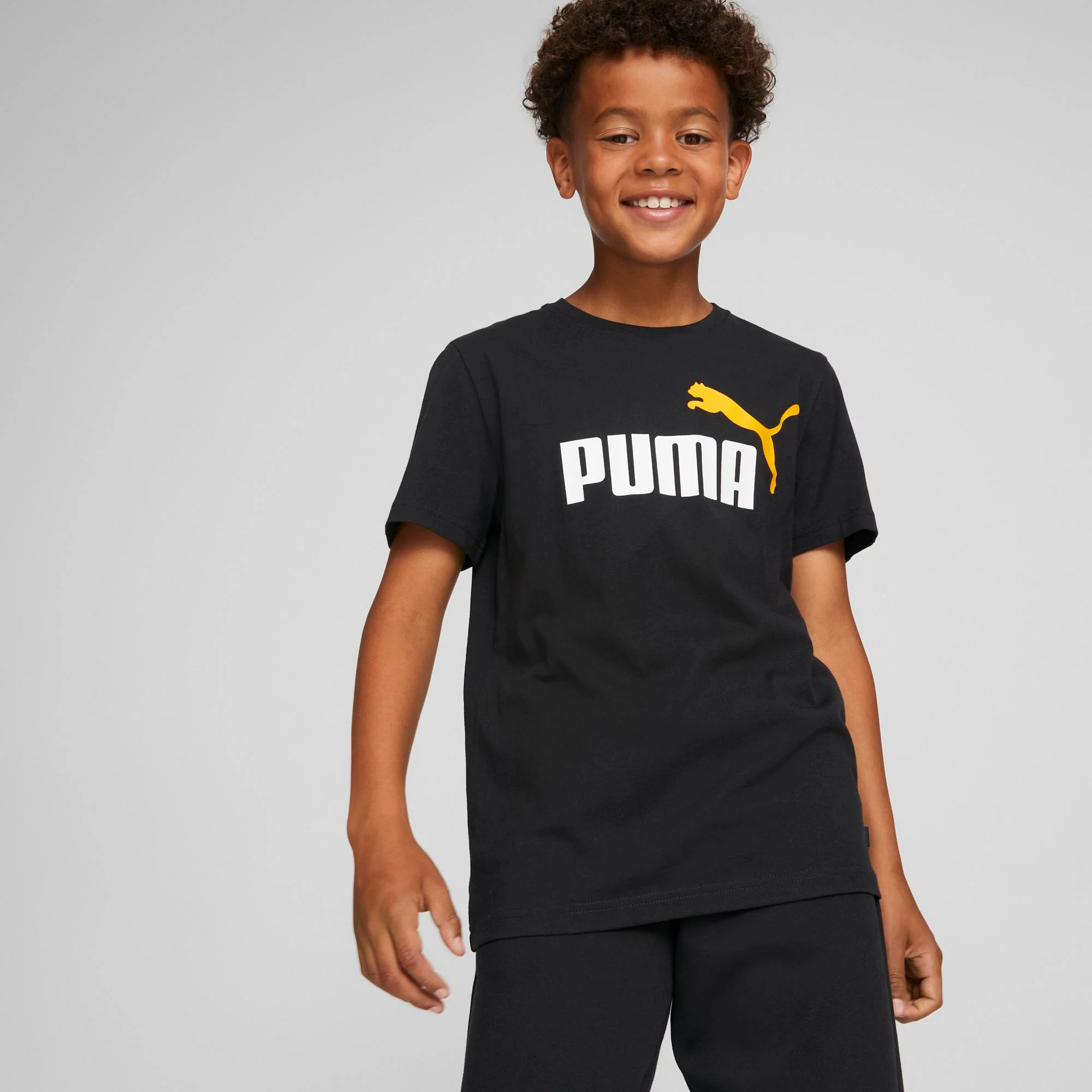 T-shirt nera da bambino con logo sul petto Puma Essentials+ Two-Tone Logo