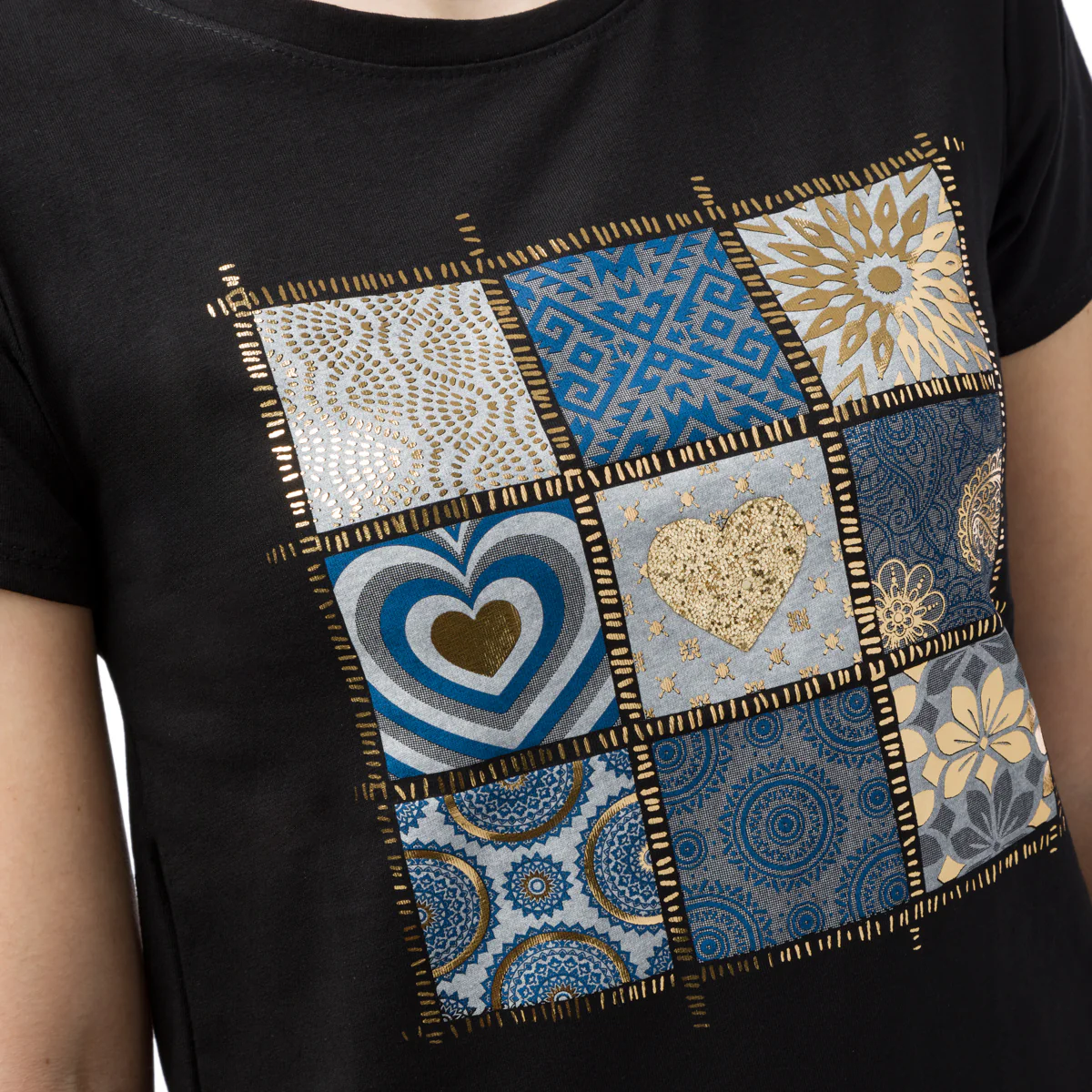 T-shirt nera da donna con dettagli laminati e paillettes Swish Jeans - Image 3