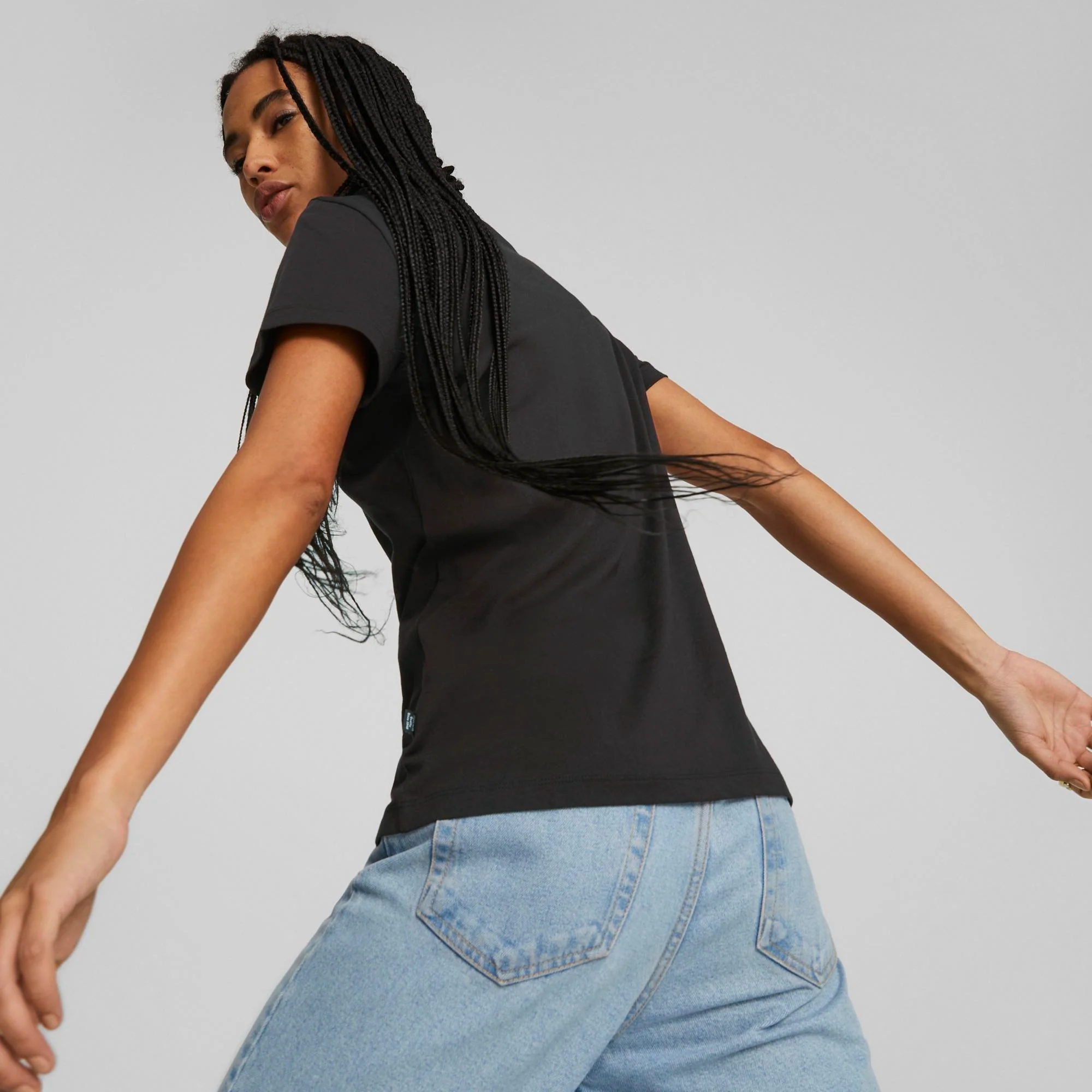 T-shirt nera da donna Puma Essentials+ Animal - Image 5