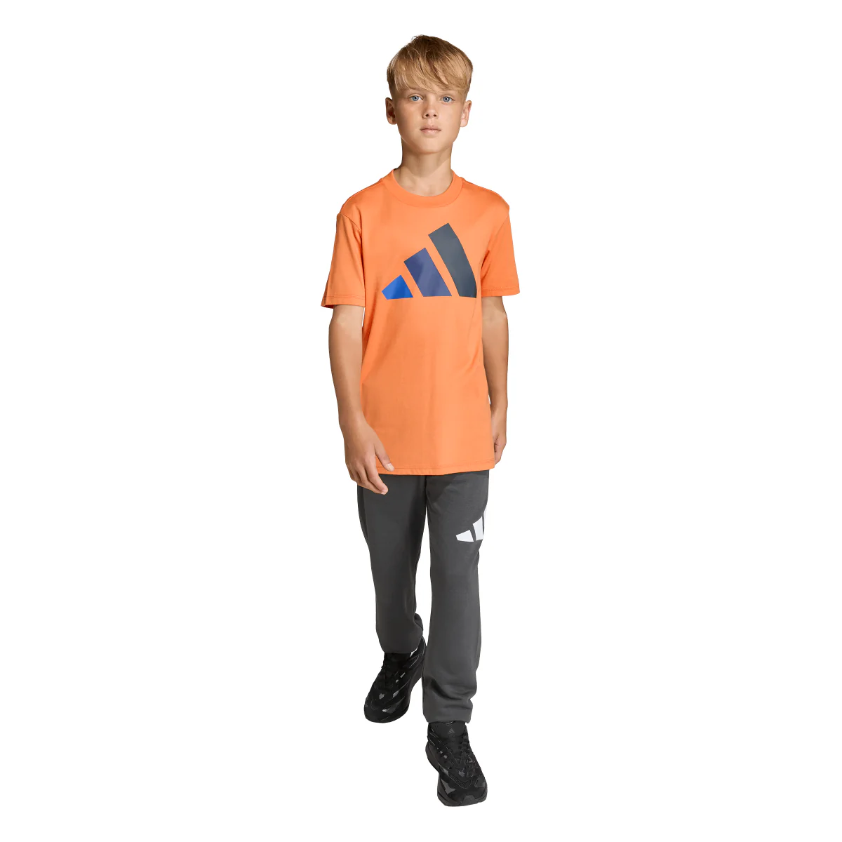 T-shirt sportiva arancione da Bambino con stampa logo frontale adidas - Image 5