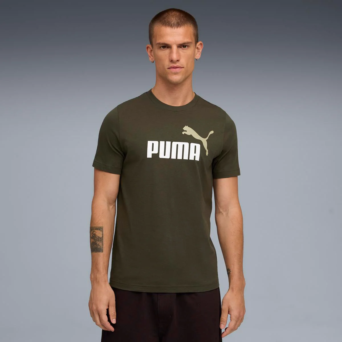 T-shirt verde militare da Uomo con logo PUMA