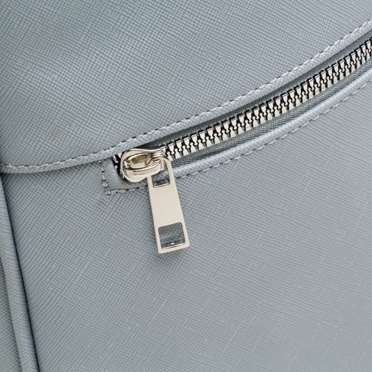 Zaino azzurro da donna con tasca esterna Lora Ferres - Image 4
