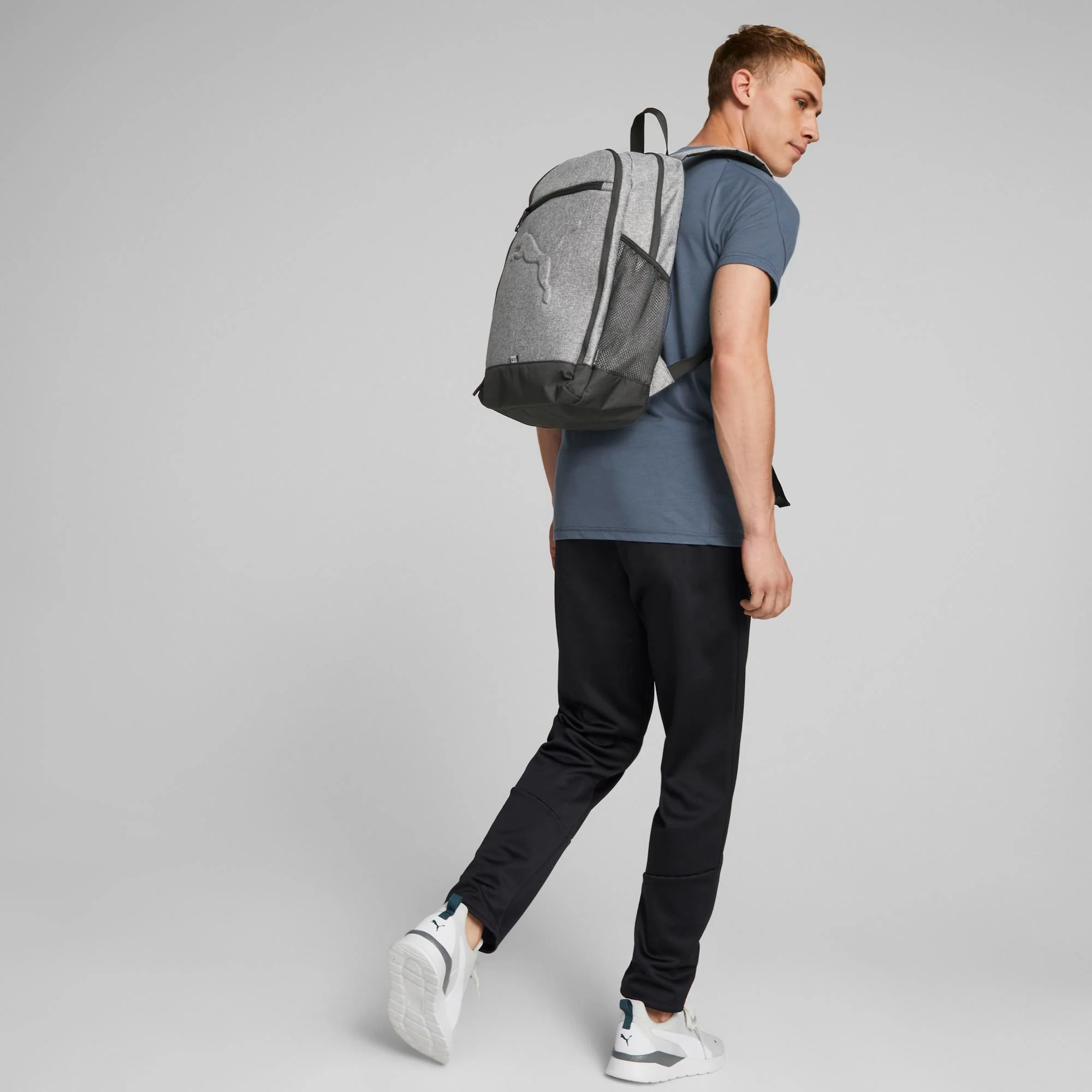 Zaino grigio con zip e tasche laterali Puma Buzz - Image 3