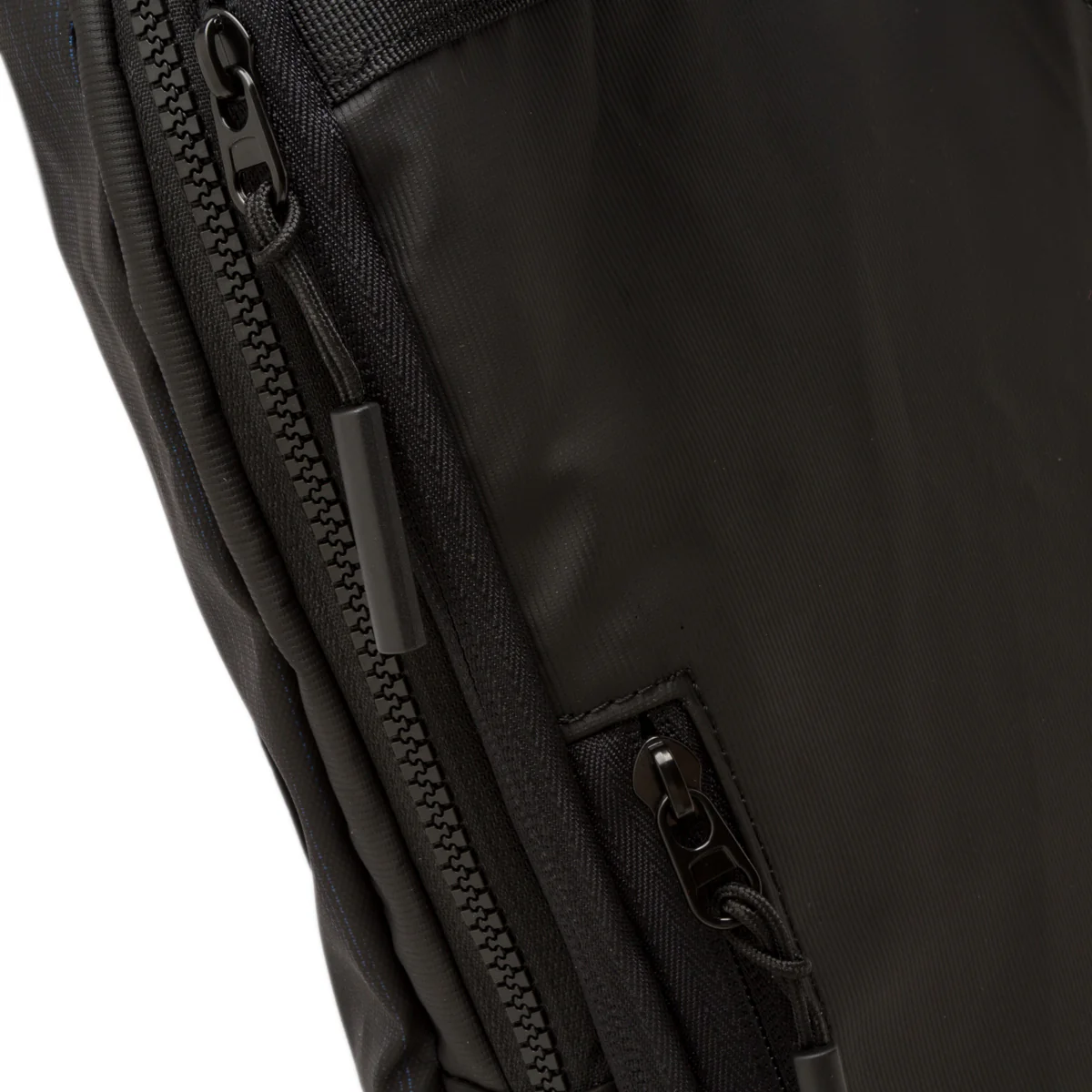 Zaino grigio scuro con dettagli blu laminati Carrera Jeans - Image 3